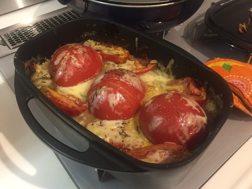 リンナイデリシアのダッチオーブンで作るトマトのチーズ焼きと朝ごパン ガス器具ネット スタッフブログ