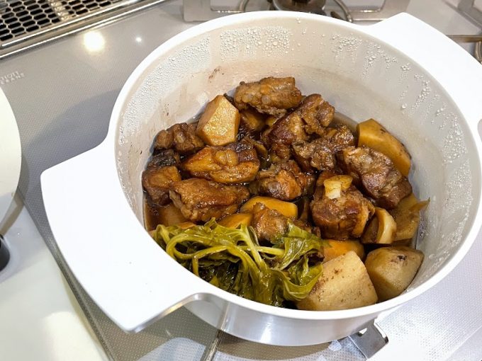 豚バラ軟骨と里芋のバルサミコ酢煮はレジェロで作ると骨まで食べられる
